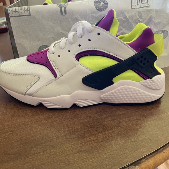 Nike Air Huarache New in Box Men’s 10, Neon Yellow, Magenta - Picture 2 of 10